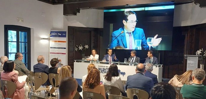 El consejero de Justicia,  Administración Local y Función Pública, José Antonio Nieto, participa en las jornadas 'Inteligencia Artificial en la Administración de Justicia' organizadas en Sevilla.