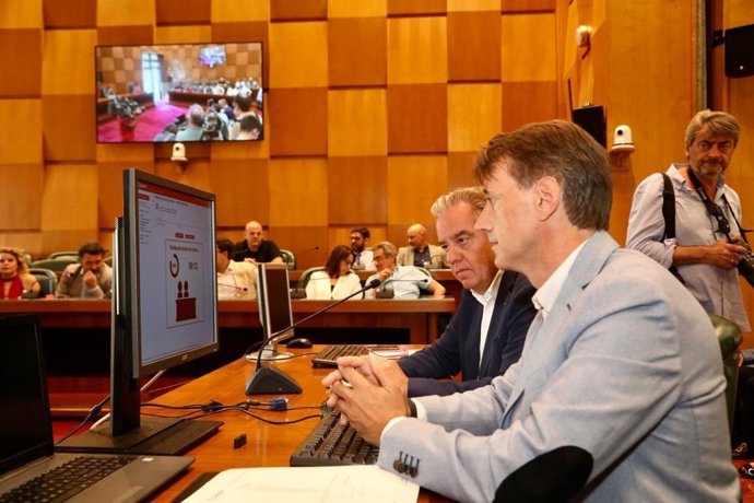 El Salón de Plenos ha acogido el sorteo de la composición de mesas electorales para las elecciones generales del 23 de julio