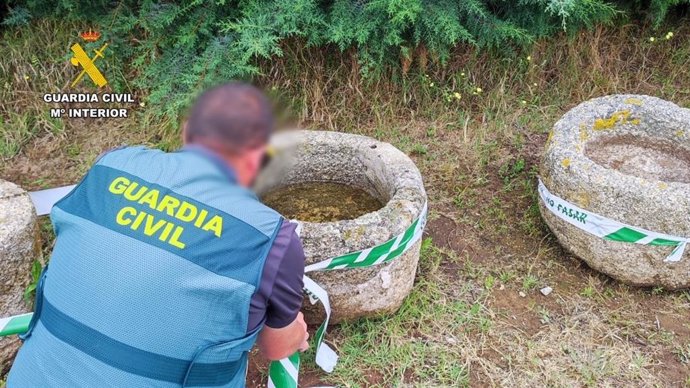 Detenidos por el robo de 15 pilas de granito en una finca de Arroyo de la Luz (Cáceres)