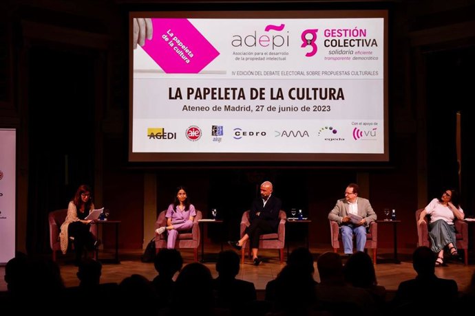 Los representantes culturales de los grupos políticos