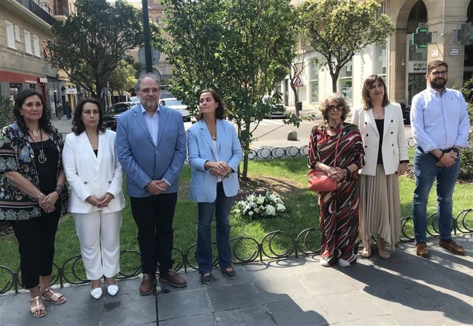 Zaragoza homenajea a los asesinados con música y flores  el Día Internacional de la Víctimas del Terrorismo