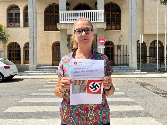 La portavoz del grupo municipal de San Juan, María del Carmen Cano.