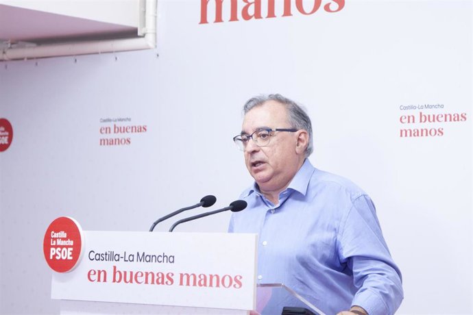 El diputado del PSOE Fernando Mora