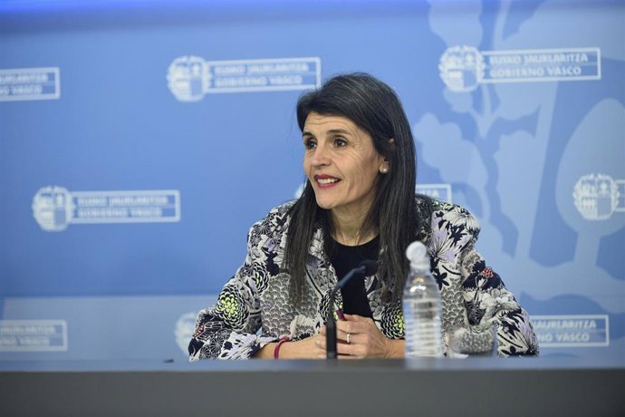 La consejera de Igualdad, Justicia y Políticas Sociales del Gobierno Vasco, Nerea Melgosa en la rueda de prensa posterior al Consejo de Gobierno