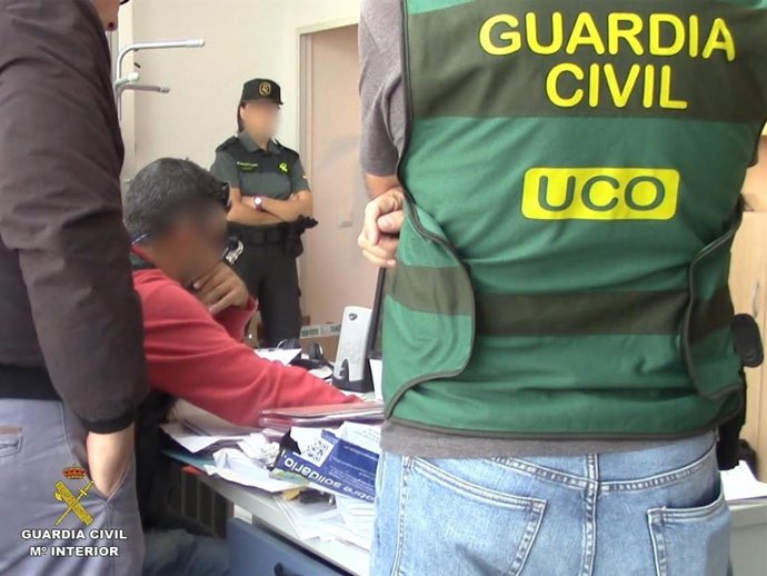 Archivo - Operación de la UCO de la Guardia Civil contra medicamentos ilegales