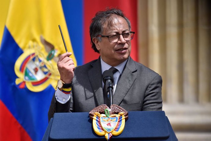 June 26, 2023, Bogota, Cundinamarca, Colombia: Colombian president Gustavo Petro gives a speech during the honors ceremony to soldiers and indigenous who helped the rescue of the children missing during the 'Operacion Esperanza', in Bogota, Colombia, Ju