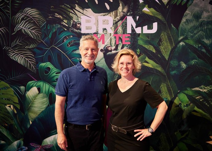 Pleased with a successful event: Christian Ulrich (Managing Director of BRANDmate GmbH and Spokesperson of the Executive Board at Spielwarenmesse eG)  and Eva Stemmer (Organiser of BRANDmate and Managing Director of BRANDmate GmbH)