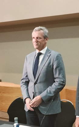 El presidente de la Xunta, Alfonso Rueda, en la clausura de una jornada en Vigo sobre gestión del diálogo social dirigida a empresas.