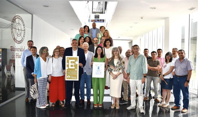 La UHU recibe la certificación internacional Sello EFQM 300.