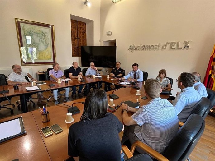 El Ayuntamiento de Elche desaloja el edificio de la Fundación Salud Infantil por "posible riesgo de derrumbe"