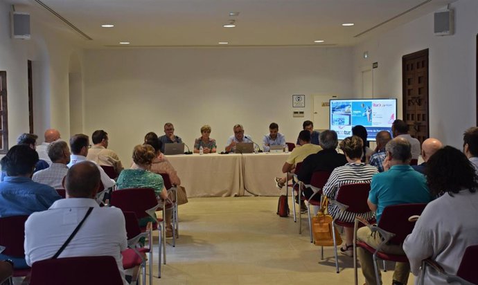 Asamblea de Emcotur.