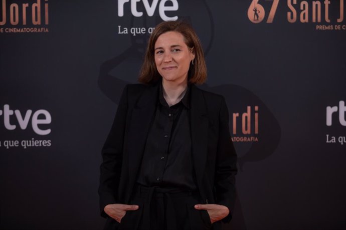 Archivo - Arxivo - La directora Carla Simón posa en el photocall previ a la gala d'entrega de la 67 edició dels premis RNE Sant Jordi de Cinematografia, a 25 d'abril de 2023, en el Teatre Lliure de Barcelona, Catalunya (Espanya). 