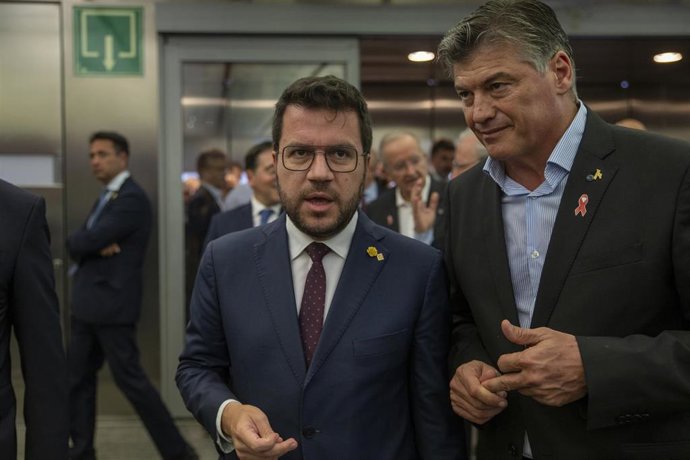 El presidente de la Generalitat, Pere Aragons, y el presidente de Pimec, Antoni Cañete, en los 36 Premis Pimes de la patronal.