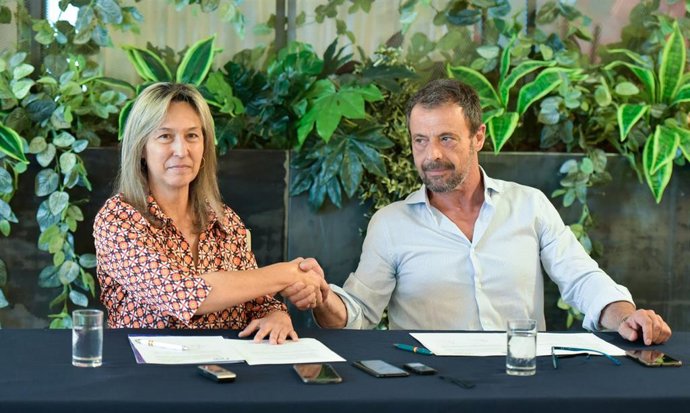 La alcaldesa de Guadalajara, Ana Guarinos (PP); y el vicealcalde, Javier Toquero (Vox)