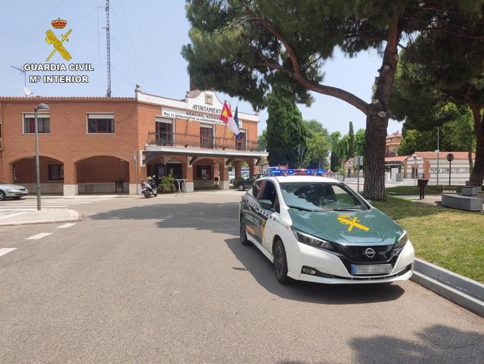 Cinco detenidos como presuntos responsables de robos en el interior de vehículos en Azuqueca de Henares y Alovera