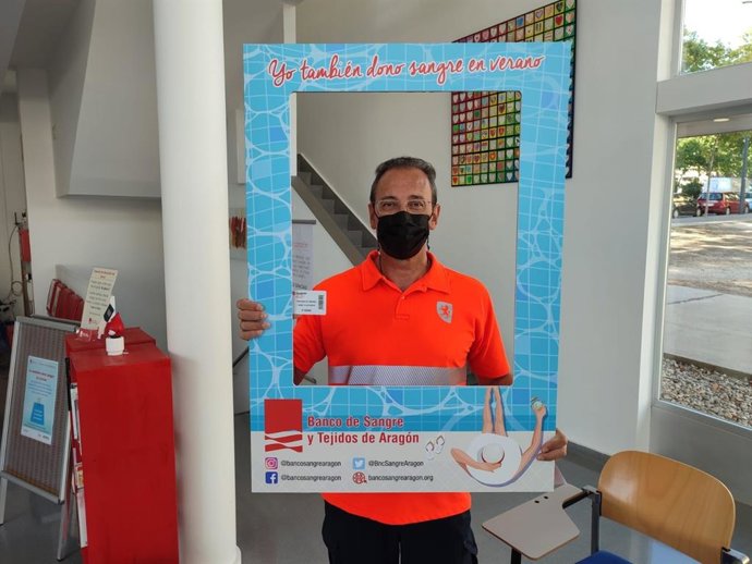 Descripción Tercera edición de la campaña "Piscina y Donación" del Banco de Sangre de Aragón.
