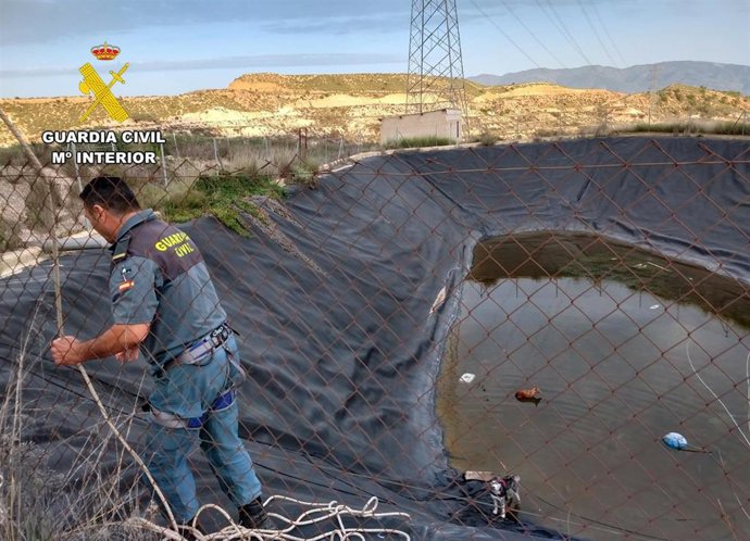 Imagen del rescate por parte de la Guardia Civil