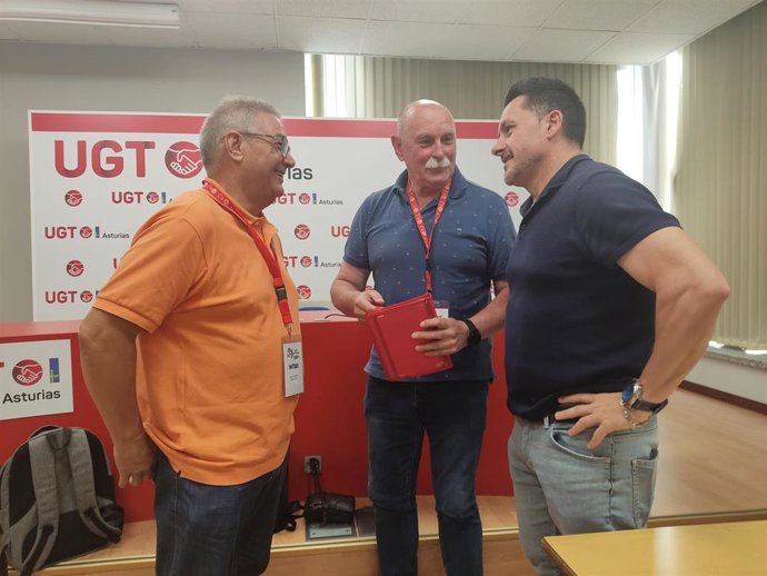 UGT alerta a los pensionistas de la regresión que supondría que el PP gane las elecciones.