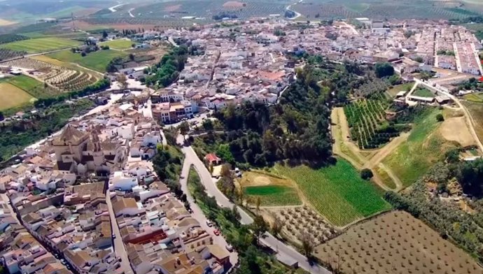 Archivo - Vista de Santaella, municipio de la joven.