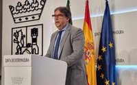 La Junta tacha de "inédito" el último mes en Extremadura y muestra su "sorpresa" por los "cambios de intereses" en el PP