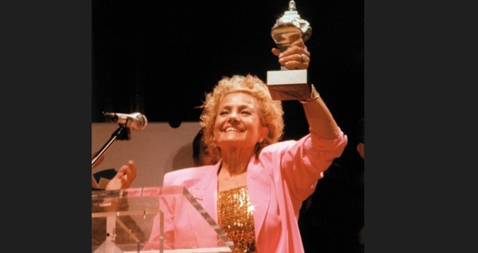 El Festival de Cine de l'Alfs homenajea a Carmen Sevilla, ganadora del Faro de Plata en 1998