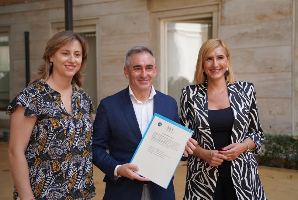 Laura Chuliá, Miguel Barrachina y Salomé Pradas
