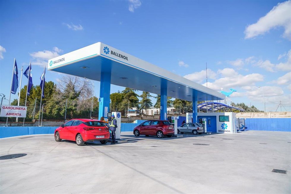 Archivo - Gasolinera