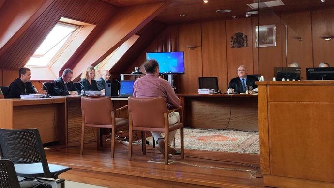 Juicio al acusado de matar a un hombre de una puñalada en La Albericia.