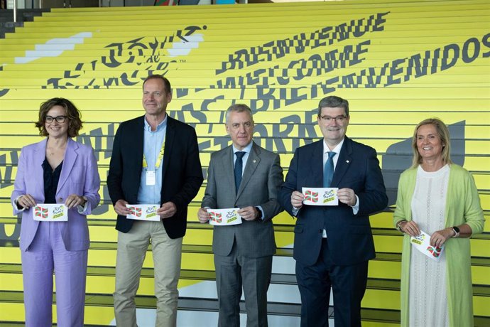 Inauguración del centro de prensa y oficina permanente del Tour en el BEC