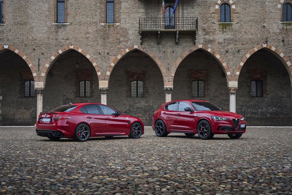 Archivo - El Alfa Romero Giulia y el Alfa Romero Stelvio Quadrifoglio.