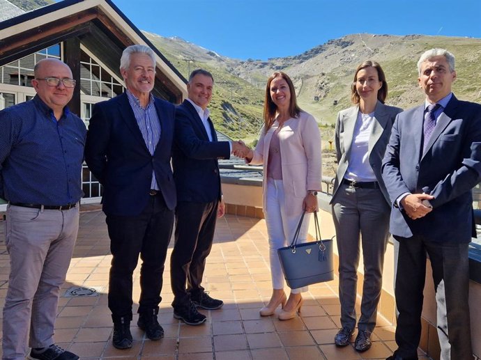 Acuerdo entre Cetursa y Caja Rural Granada