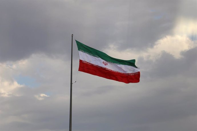 Una bandera iraní (Archivo)