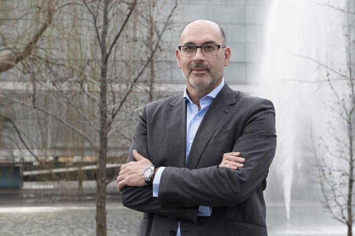 Archivo - El presidente de Telefónica España, Emilio Gayo