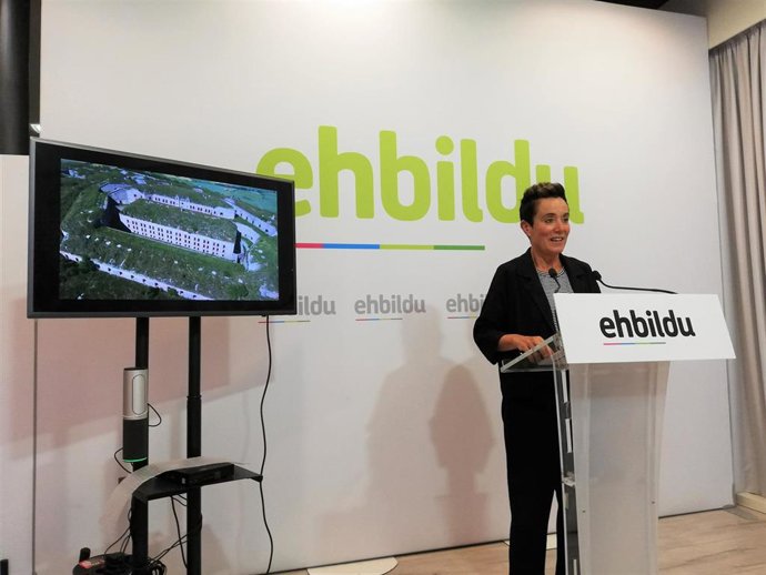 Archivo - La cabeza de lista de EH Bildu al Congreso por Navarra, Bel Pozueta.