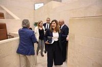 Buruaga (PP) promete bajar los impuestos "a todos los cántabros" y "todo lo que pueda"