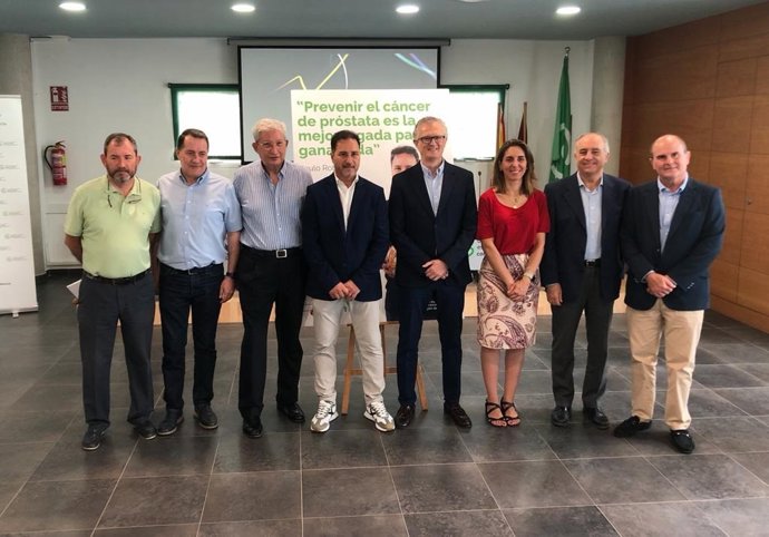 Salud apoya la campaña de concienciación sobre el cáncer de próstata de la Asociación Española Contra el Cáncer
