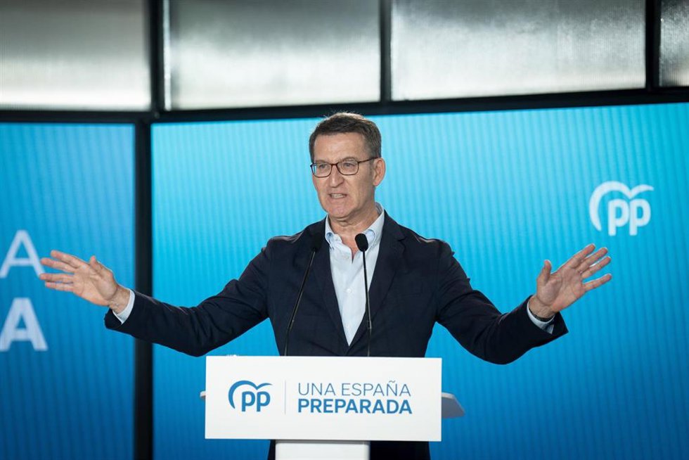 El presidente del PP, Alberto Núñez Feijóo, 