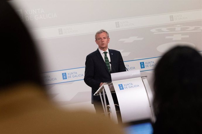 O presidente da Xunta, Alfonsso Rueda, en rolda de prensa.