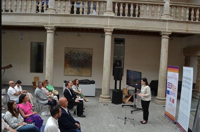 Presentación del proyecto europeo de la UCAV.