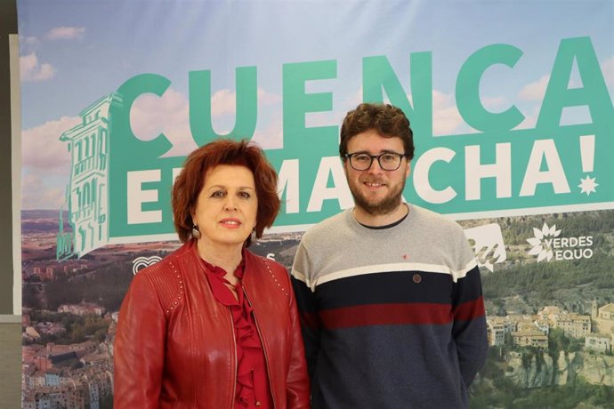 Los concejales de Cuenca, en Marcha! María Ángeles García y Pablo García.