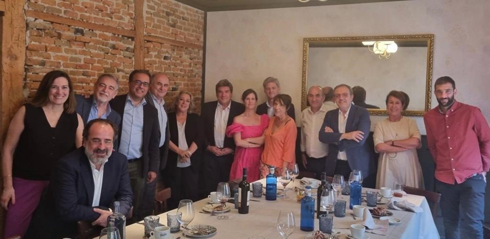 El ministro Escrivá se reúne con el Club Conecta de periodistas castellanomanchegos en Madrid
