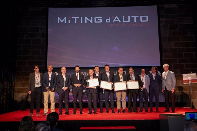 Los ganadores de los premios junto a autoridades y directivos del Ciac.