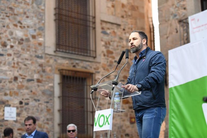 Archivo - Abascal participa en un acto en Cáceres
