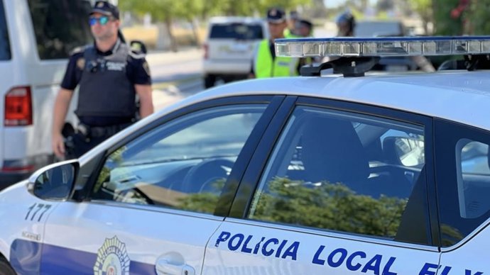 Alicante.- Sucesos.- Detenida una pareja por robar con violencia un bolso, un móvil y cinco euros a una mujer en Elche