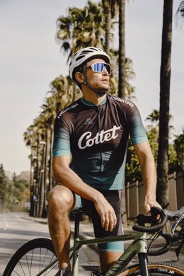 Archivo - Cottet invita a cuidar los ojos y oídos en verano y lanza 'Legacy 1840'.