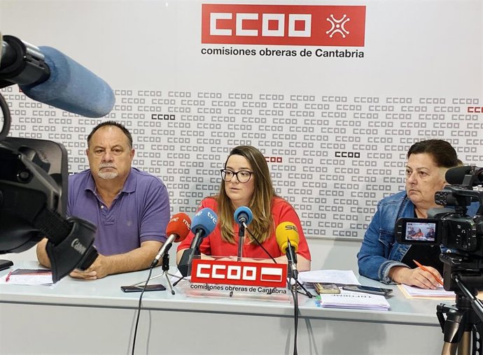 Rueda de prensa de la secretaria general de CCOO Cantabria, Rosa Mantecón, sobre primer sindicato en Cantabria y Consejo regional.