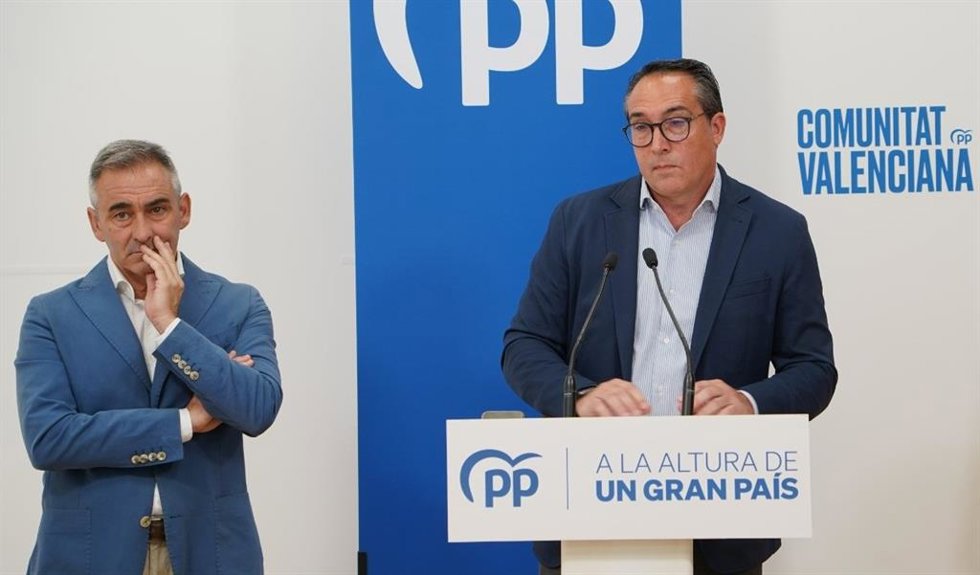 El responsable de economía del GPP en Les Corts, Rubén Ibáñez,
