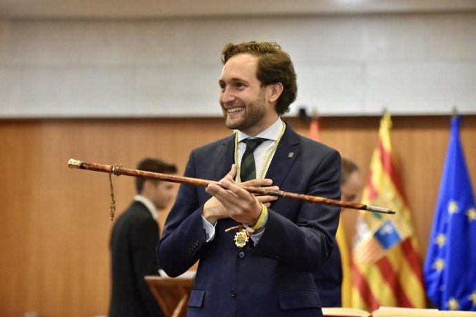 Isaac Claver es ya el nuevo presidente de la Diputación de Huesca