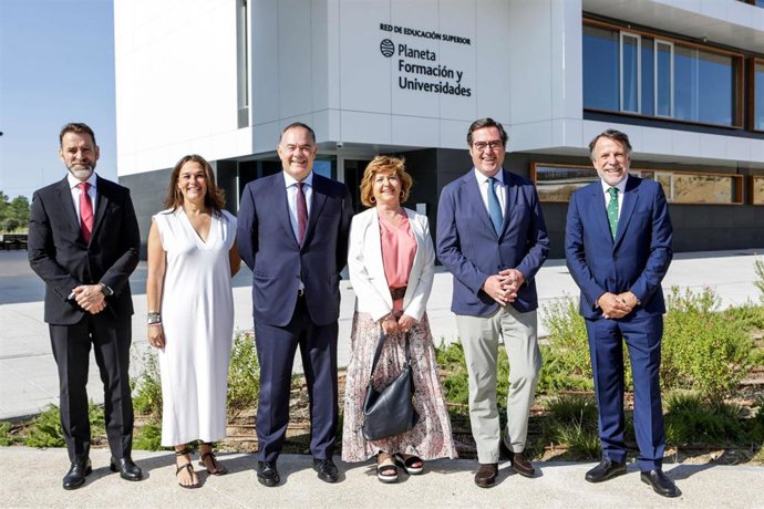 Planeta y CEOE impulsan la conexión de la Educación Superior con las necesidades del tejido empresarial