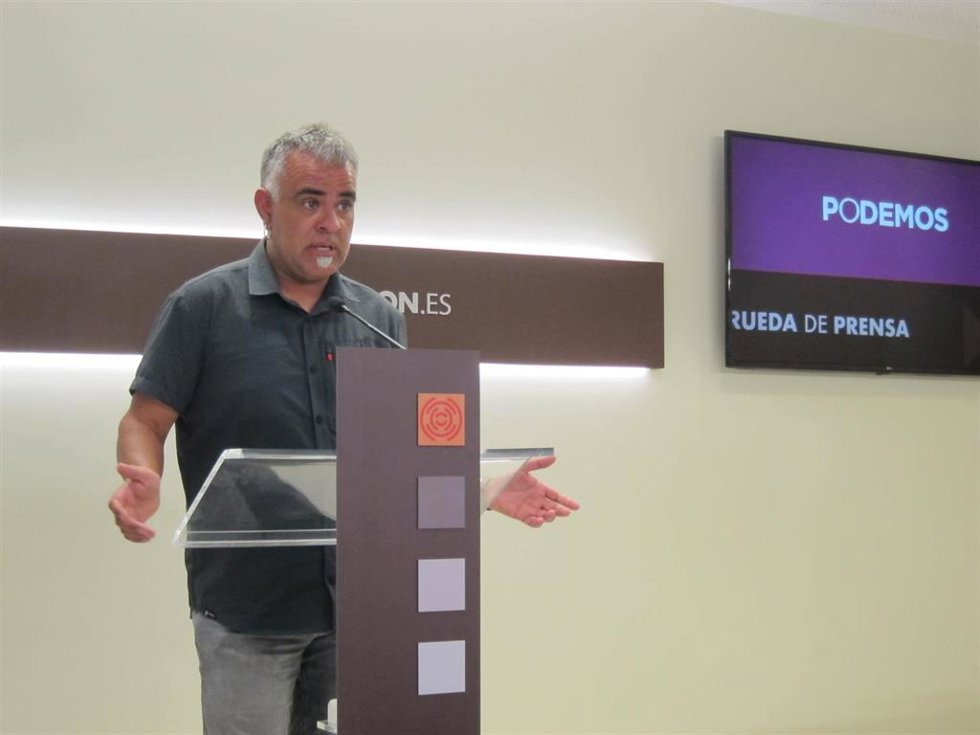 El diputado de Podemos en las Cortes de Aragón, Andoni Corrales.